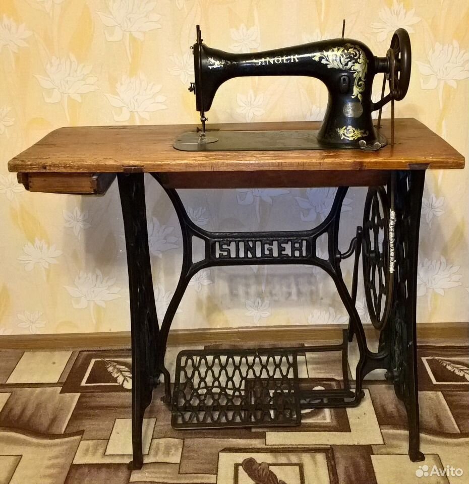 Купить ножную швейную машинку зингер. Швейная машинка (Zinger super 2001). Швейная машинка Зингер 1851 года. Швейная машинка Зингер s010l. Швейная машинка Зингер ножная.