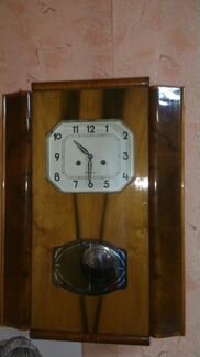 Продаю часы Янтарь с боем и маятником СССР 69г