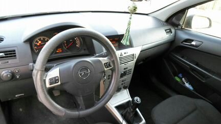 Opel Astra 1.4 МТ, 2008, хетчбэк