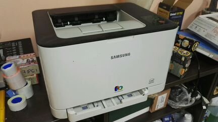 Принтер SAMSUNG clp-320