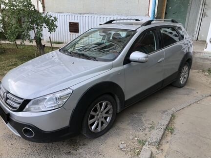 Dongfeng H30 Cross 1.6 AT, 2015, хетчбэк