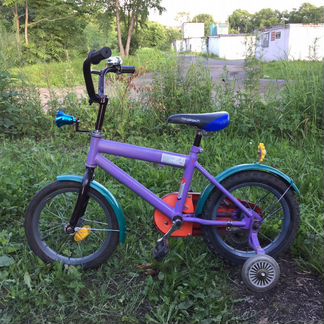 Детский 4-х колесный велосипед в пос.Трудовое