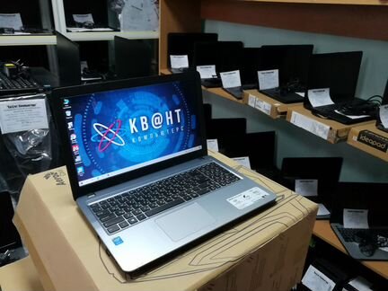 Красивый ноутбук Asus i3 6006 4gb 1000gb Intel