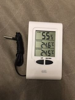 Измеритель влажности и температуры в помещении