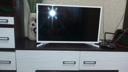 Телевизор SAMSUNG LED 32 (80 см) Белый (новый)
