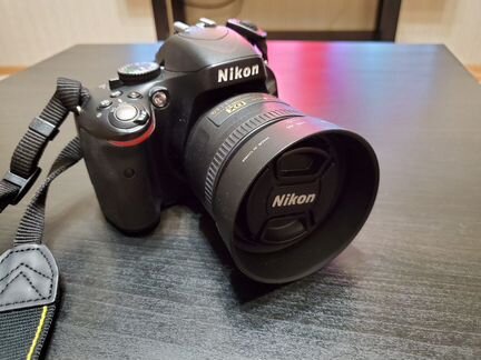 Nikon D5100 kit 18-55 + Nikon 35mm f/1.8G AF-S DX