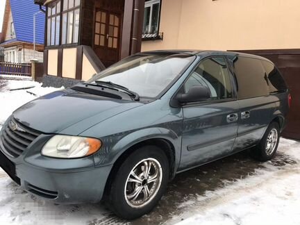 Chrysler Town & Country 3.3 AT, 2005, 210 000 км