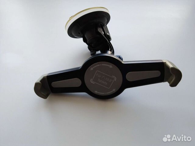 Автомобильный держатель для планшета