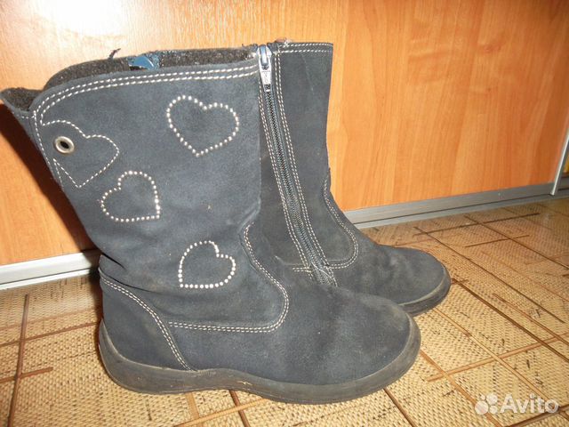 Демисезонные замшевые сапожки