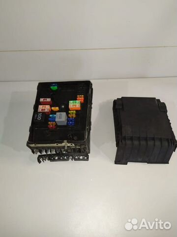 Блок предохранителей Skoda Octavia A5 2012