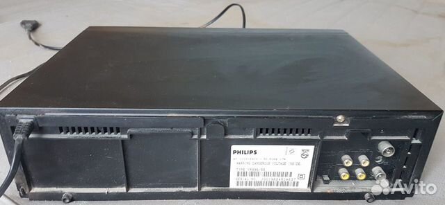 Видеомагнитофон Philips VR496/55