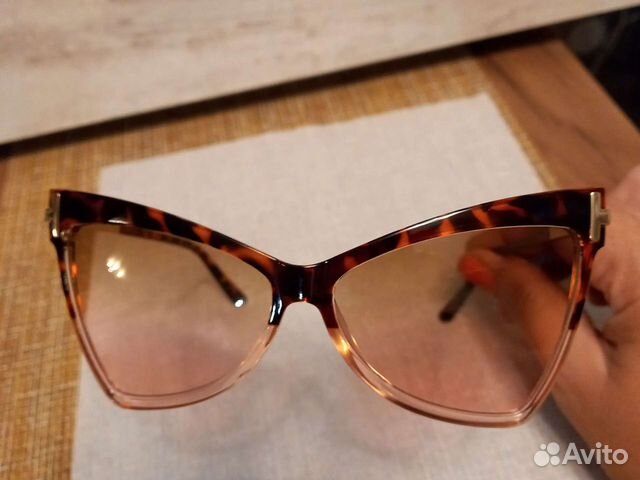 Солнцезащитные очки женские