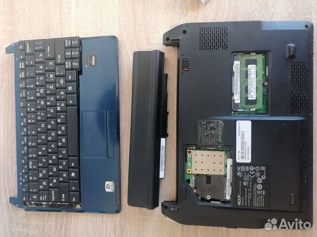 Нетбук Acer aspire one ZG8