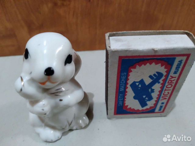 Фарфоровые статуэтки зайка