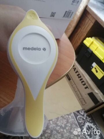 Молокоотсос medela ручной