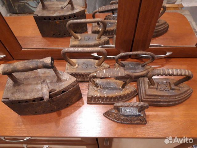 Утюги чугунные старинные