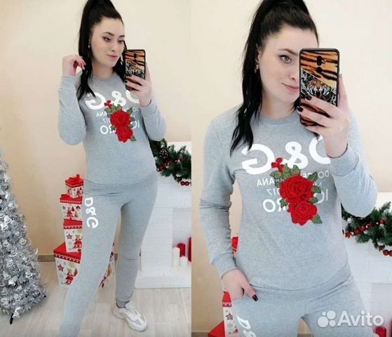 Спортивный костюм женский