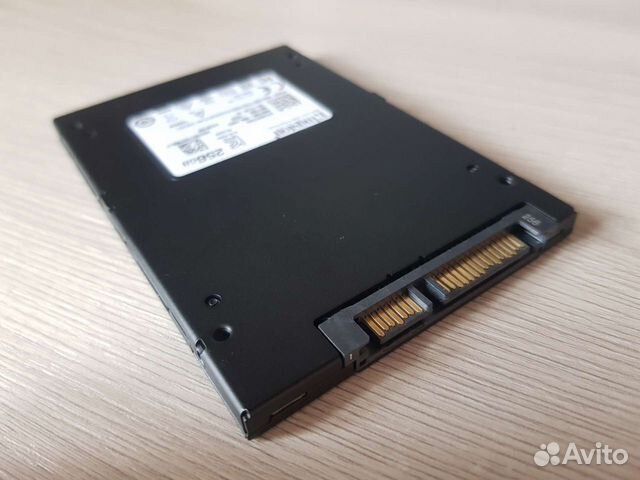 SSD накопитель Kingston KC600