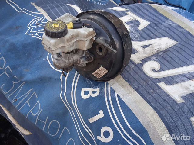 Шкода Румстер усилитель тормозов