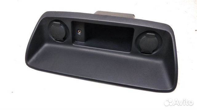 Накладка центральной консоли Nissan Armada 5.6