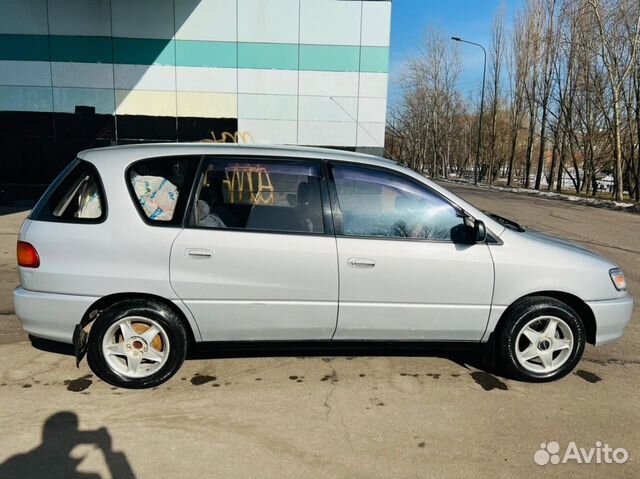 Toyota Ipsum 2.0 AT, 1996, 147 000 км