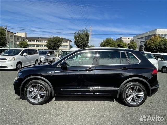 Volkswagen Tiguan 2.0 AMT, 2019, 30 000 км