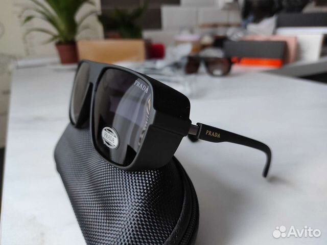 Солнцезащитные очки мужские Prada
