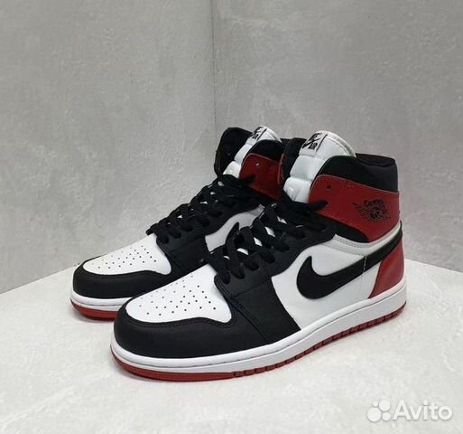 Кроссовки Nike Air Jordan 1