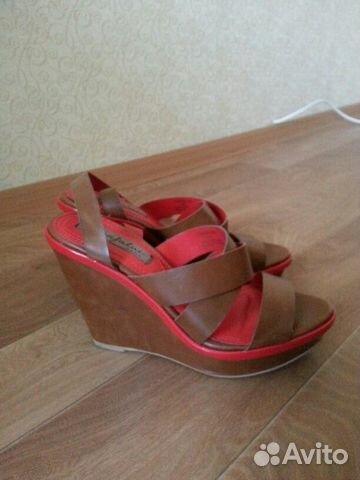Новые босоножки Zara Зара на танкетке 37 размер