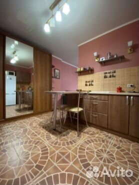 

2-к. квартира, 60 м², 1/8 эт.