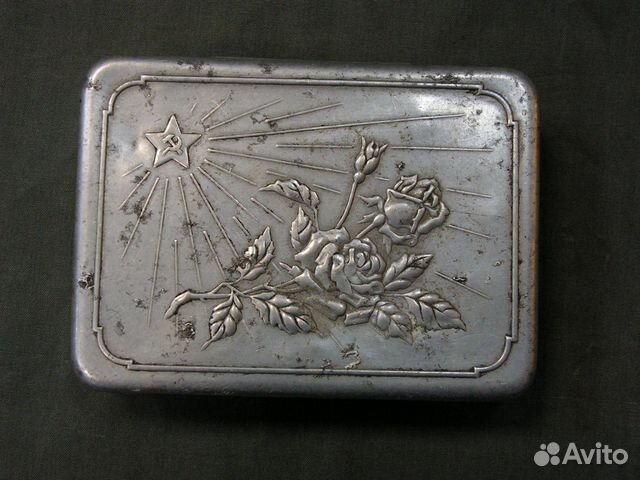 Алюминиевая табачная коробка