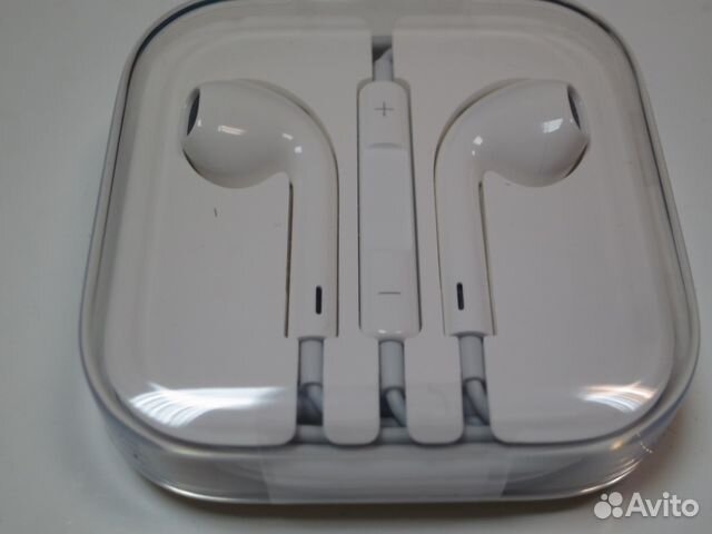 Apple EarPods MD827, оригинал, новые Apple EarPods MD827, оригинал, новые