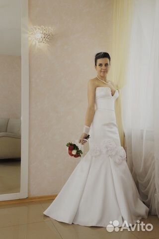 Свадебное платье продам