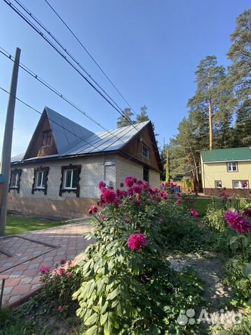 

Коттедж 185 м² на участке 15 сот.