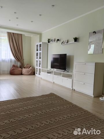 

1-к. квартира, 64 м², 3 кровати