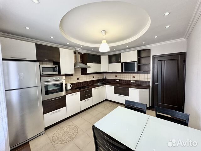 

3-к. квартира, 102 м², 6/10 эт.