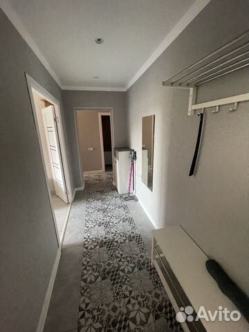

1-к. квартира, 42 м², 3/5 эт.