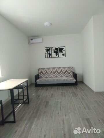 

1-к. квартира, 35 м², 1/1 эт.