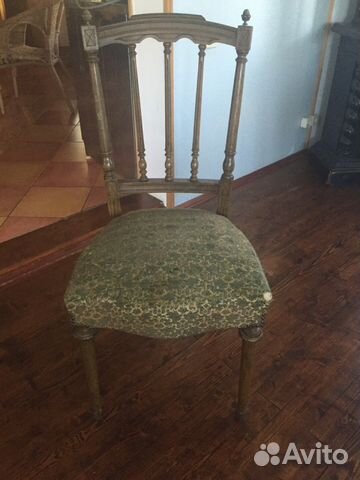 Старинные стулья — фотография №1