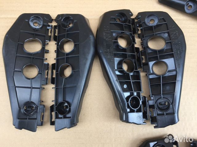 Toyota Corolla, Auris кронштейн крепления бампера