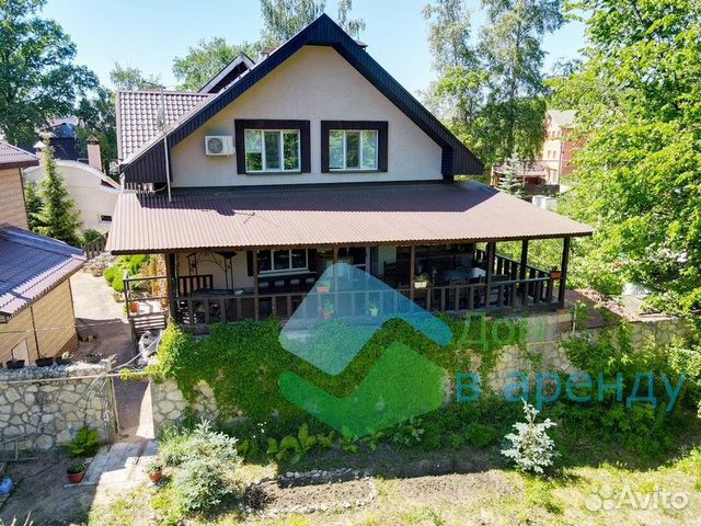 

Коттедж 250 м² на участке 8 сот.