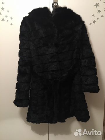 Шубка из кролика с песцовым капюшоном