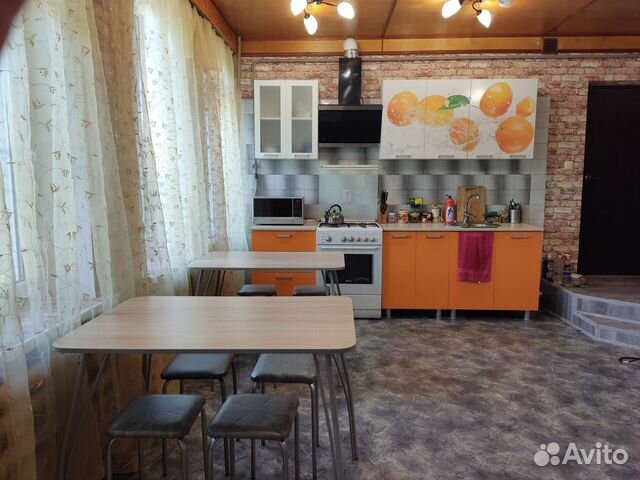 

9-к. дом, 250 м²