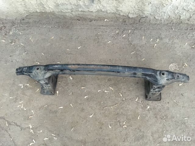 BMW X5 E70 до рестайлинга усилитель переднего бамп BMW X5 E70 до рестайлинга усилитель переднего бамп