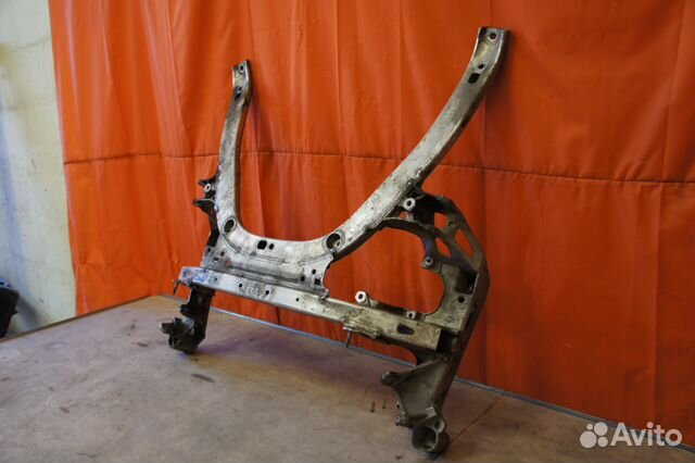 Подрамник передний BMW 5er E60 E61 6er E63 Подрамник передний BMW 5er E60 E61 6er E63