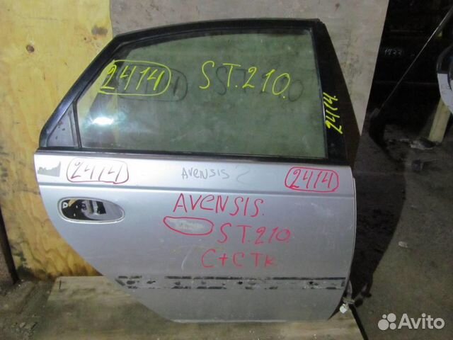 Дверь зад правая Toyota Avensis AT220 1997-2002 Дверь зад правая Toyota Avensis AT220 1997-2002