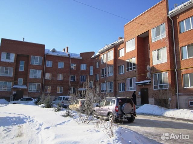 2-к квартира, 43 м², 3/3 эт.