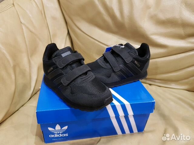 Кроссовки новые детские Adidas 32 и 33 р Кроссовки новые детские Adidas 32 и 33 р