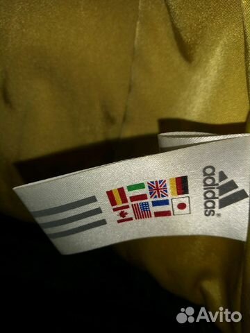 Куртка женская adidas зимне-осенняя Куртка женская adidas зимне-осенняя