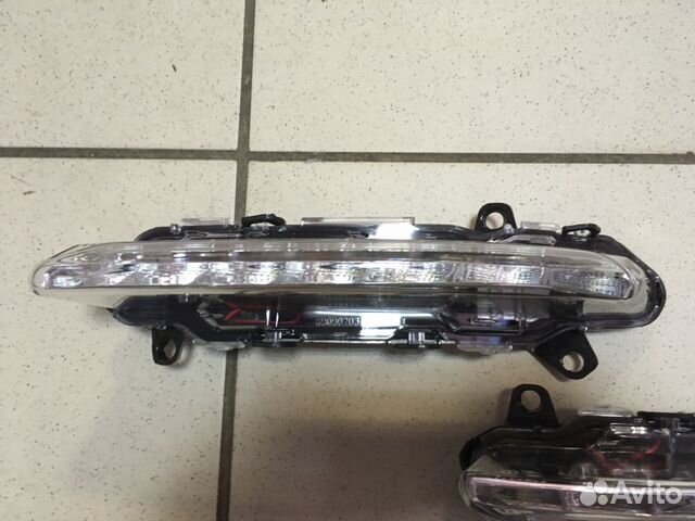 Ходовые огни правый и левый рест Mercedes W221 Ходовые огни правый и левый рест Mercedes W221